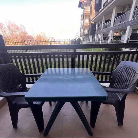 Princeps De Cura Fitness - Swimming Pool Apartment