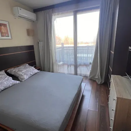 Princeps De Cura Fitness - Swimming Pool Apartment